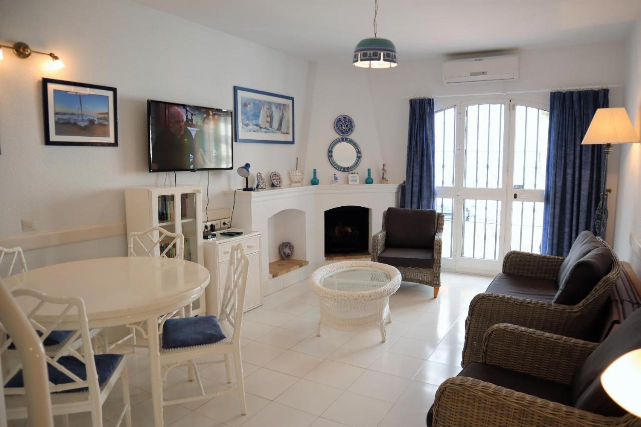 Los Pinos 29 Villas Casasol ネルハ エクステリア 写真
