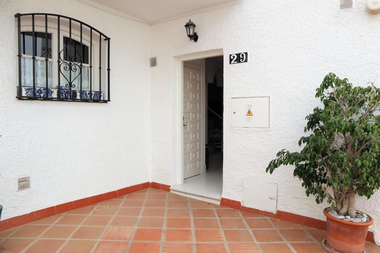 Los Pinos 29 Villas Casasol ネルハ エクステリア 写真